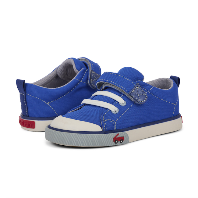 "Color: Kelly Blue","Size: 10"