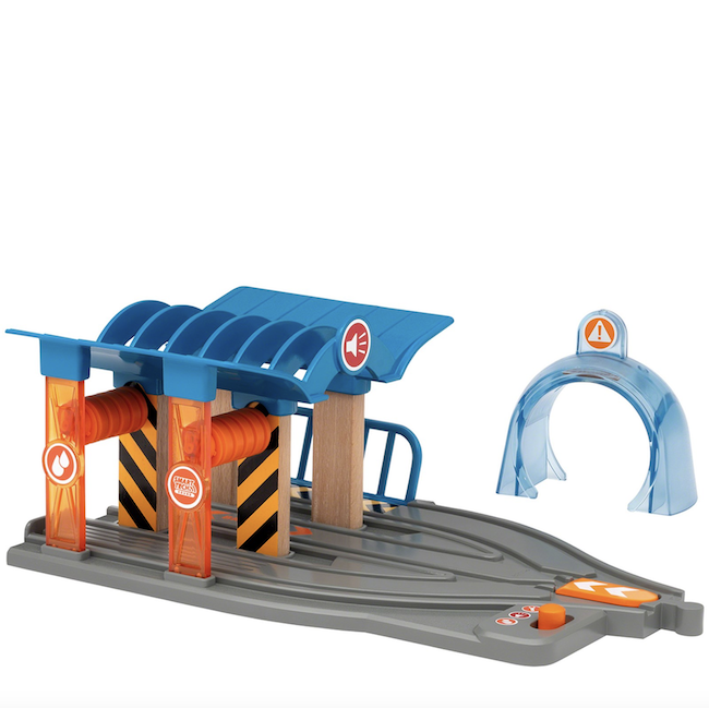 Smart Tech Sound Train Service Station