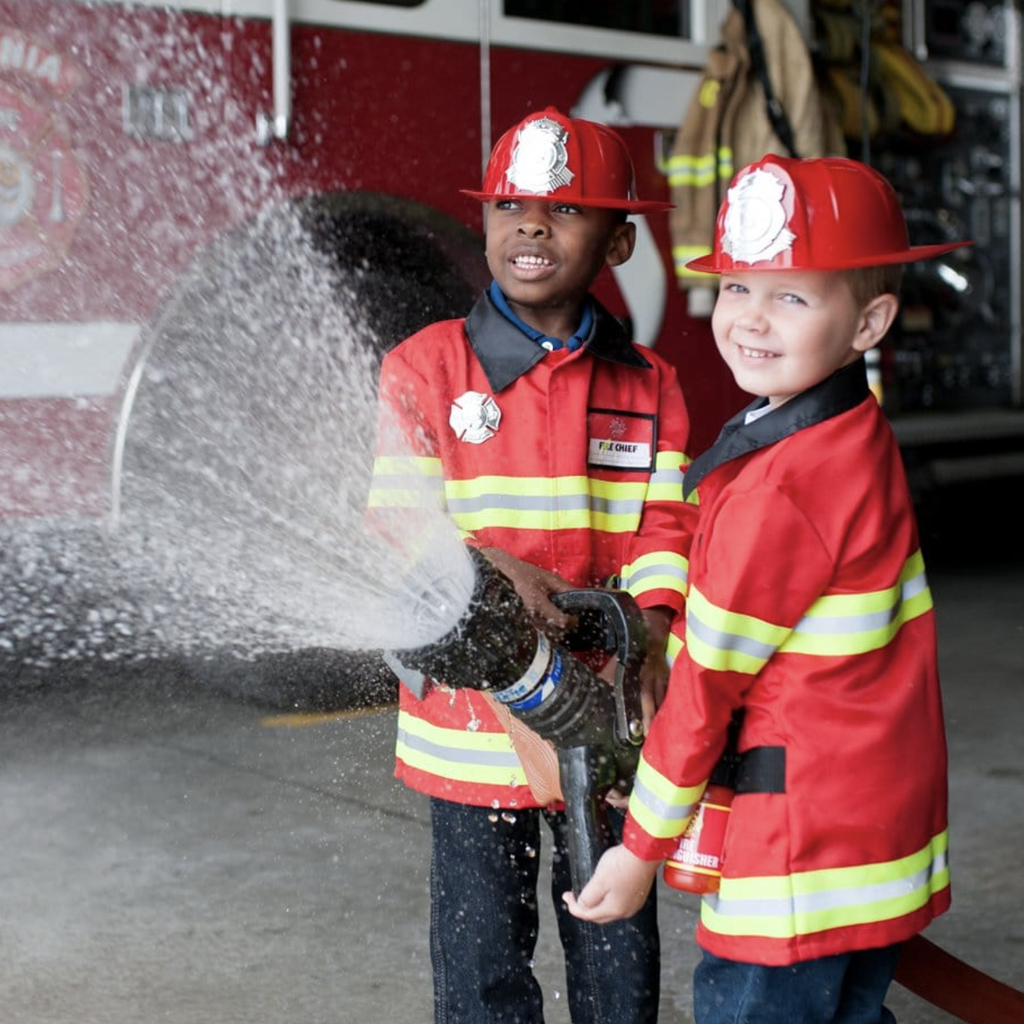 Fireman With Accessories, 5 - 6