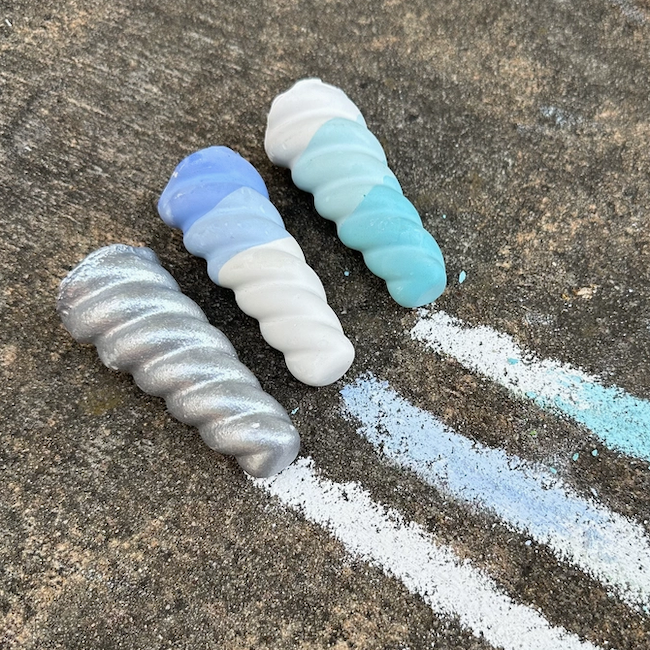 Ombre Narwhal Horns Sidewalk Chalk-3 pack