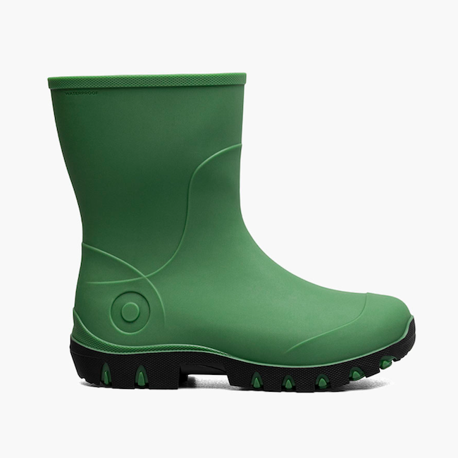 Essential Rain Mid Boot