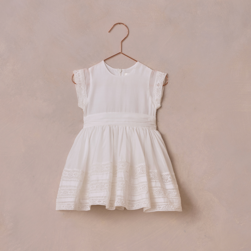 "Color: White","Size: 12-18M"