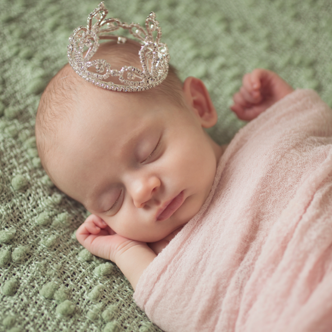 Rhinestone Crown With Clear Stones - 3539