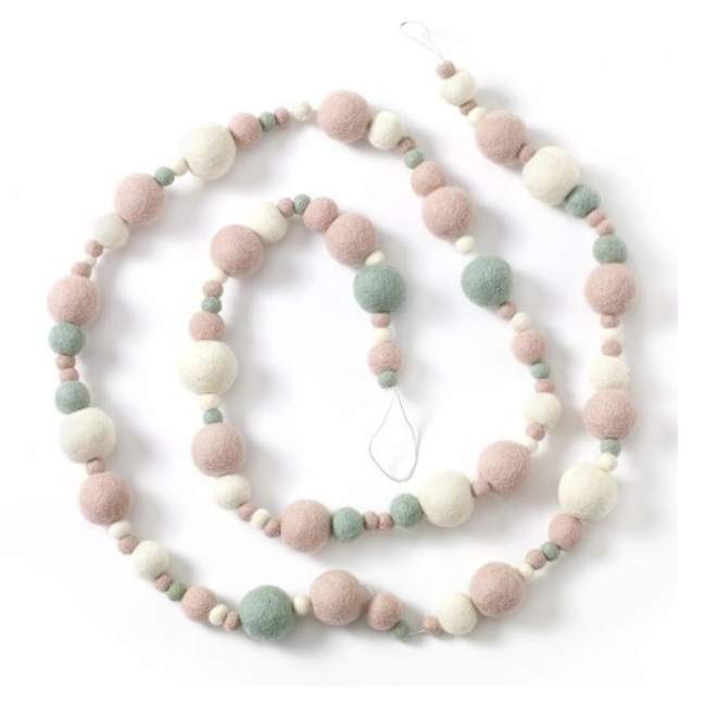 Pom Pom Garland